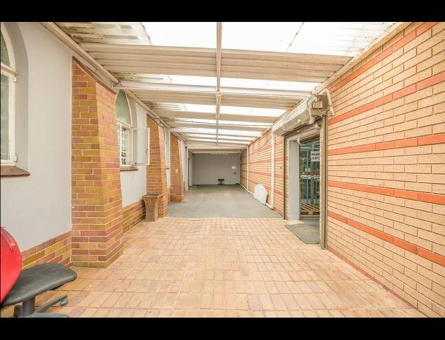 648M² WAREHOUSE FOR SALE IN GLENWOOD